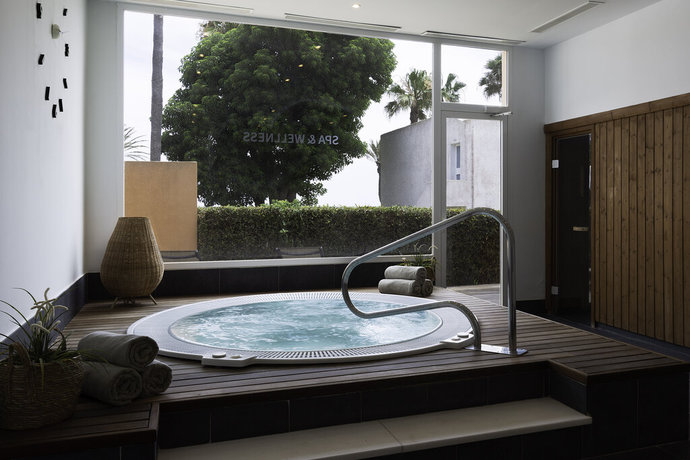 Imagen de los interiores del Hotel Aluasoul Menorca - Adults Only. Foto 11