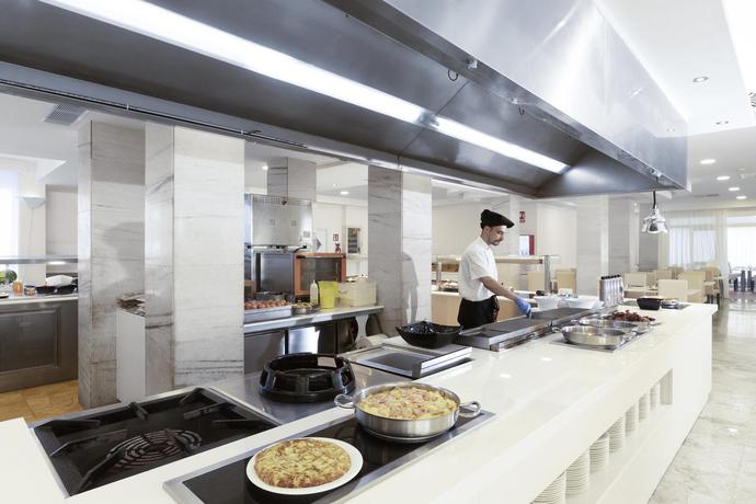 Imagen general del Hotel Aluasun Continental Park and Apartments. Foto 15