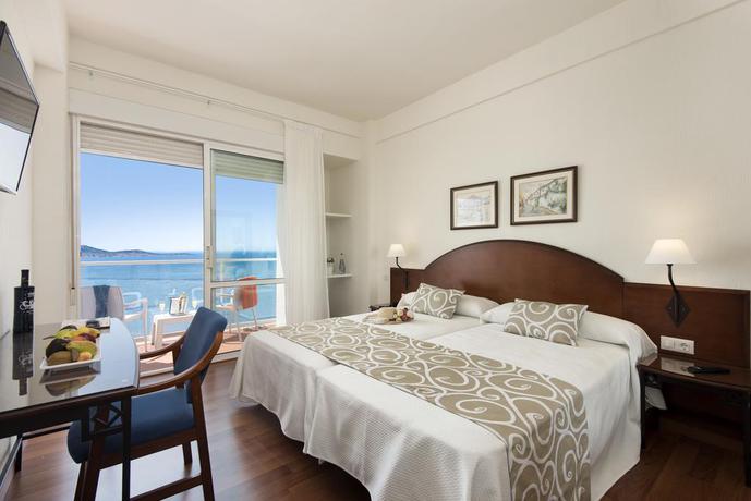 Imagen de la habitación del Hotel Aluasun Doblemar. Foto 4
