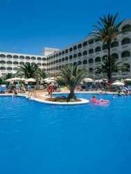 Imagen general del Hotel Aluasun Helios Beach. Foto 2