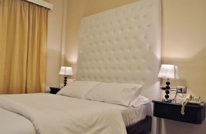 Imagen de la habitación del Hotel Alvear, Montevideo. Foto 2