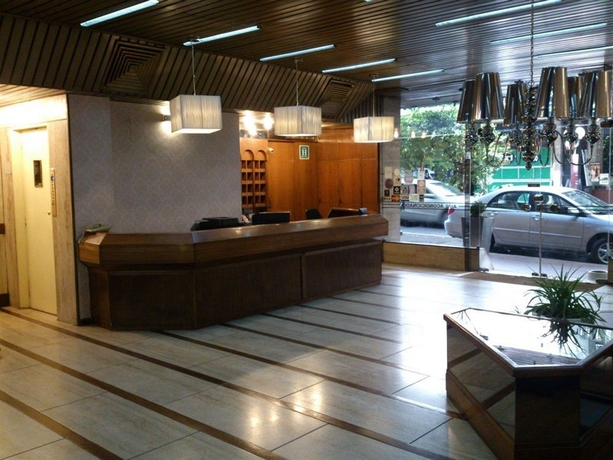 Imagen de los interiores del Hotel Alvear, Montevideo. Foto 13