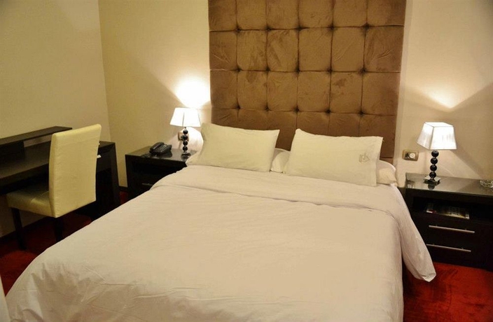 Imagen de la habitación del Hotel Alvear, Montevideo. Foto 11