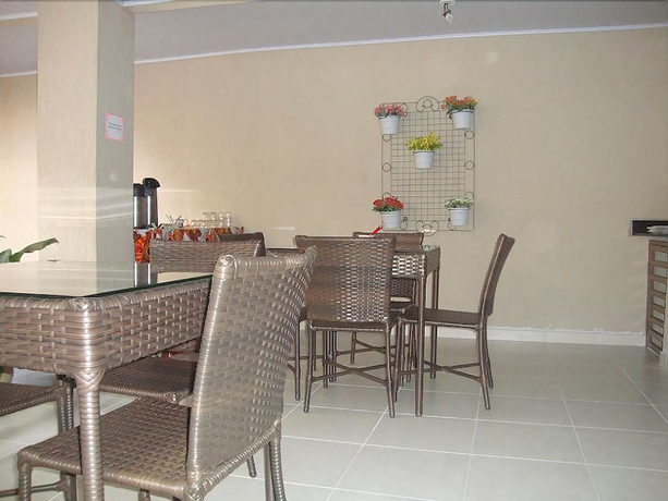 Imagen del bar/restaurante del Hotel Alves, Goiania. Foto 8