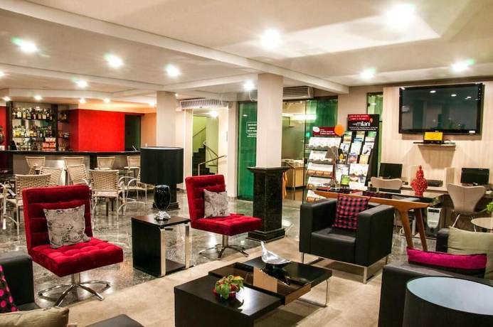 Imagen de los interiores del Hotel Alves, Mar&iacute;lia. Foto 13