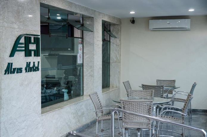 Imagen de los interiores del Hotel Alves, Mar&iacute;lia. Foto 14