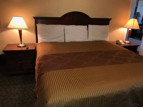 Imagen de la habitación del Hotel Alvin Extended Stay. Foto 15