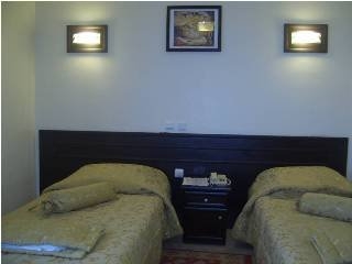 Imagen de la habitación del Hotel Alvin Hotel. Foto 3