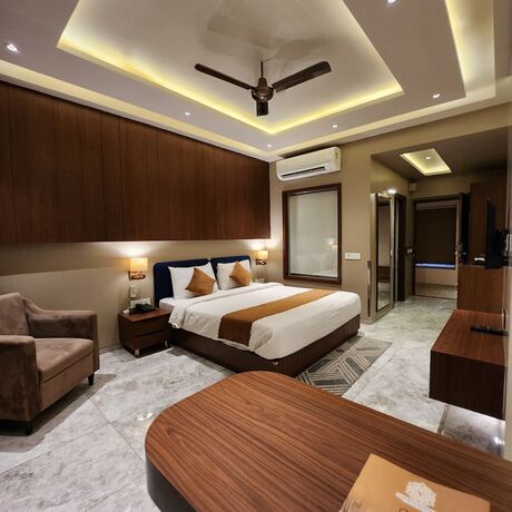 Imagen de la habitación del Hotel Alwar Vanyaevilas. Foto 18