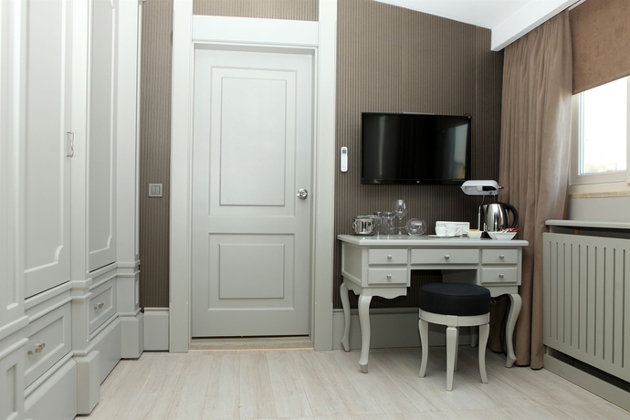 Imagen de la habitación del Hotel Aly Port. Foto 11