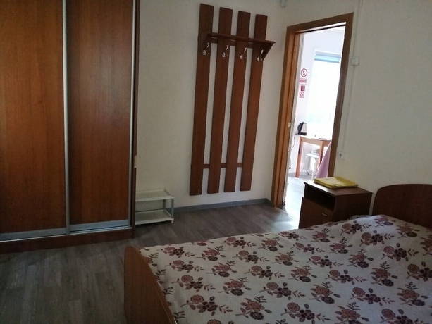 Imagen de la habitación del Hotel Alye Parusa. Foto 17