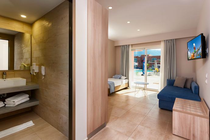 Imagen de la habitación del Hotel Alykanas Village. Foto 5