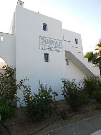 Imagen de los exteriores del Hotel Alykes Studios. Foto 11