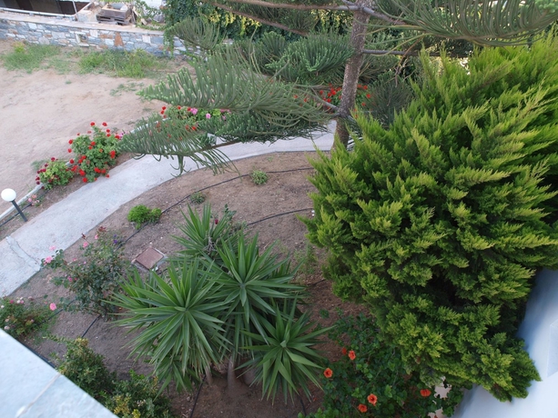 Imagen de los exteriores del Hotel Alykes Studios. Foto 14