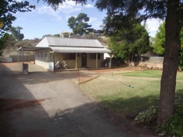 Imagen general del Hotel Aly's Cottage. Foto 10