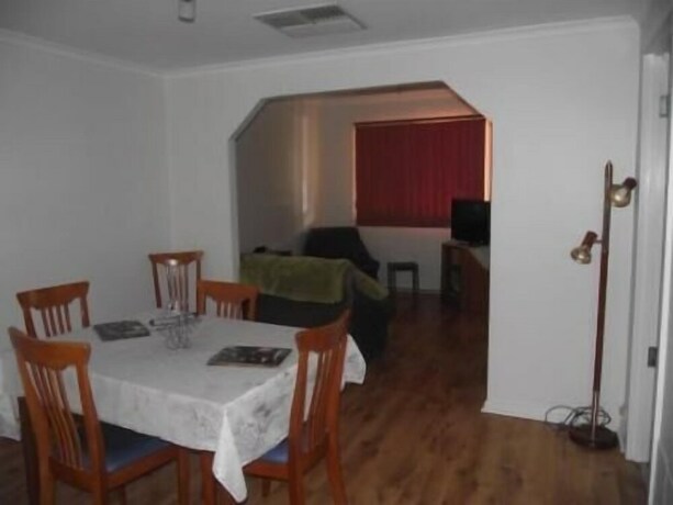 Imagen de la habitación del Hotel Aly's Cottage. Foto 13