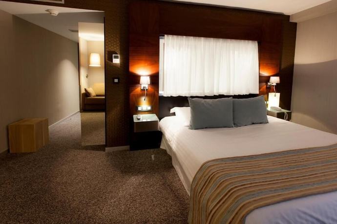 Imagen de la habitación del Hotel Alysson H&ocirc;tel. Foto 7