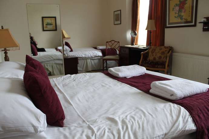 Imagen de la habitación del Hotel Alyth. Foto 7