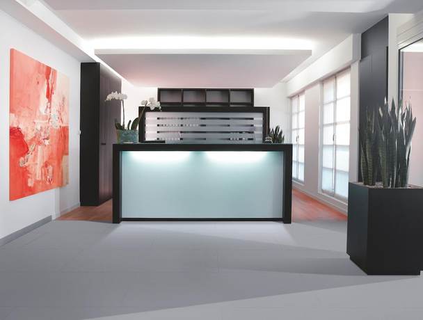 Imagen de los interiores del Hotel Alzinn. Foto 20