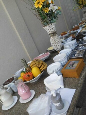 Imagen de la habitación del Hotel Alzira Granada. Foto 21