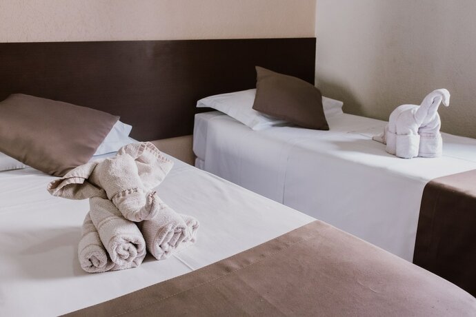 Imagen de la habitación del Hotel Alzira Granada. Foto 31