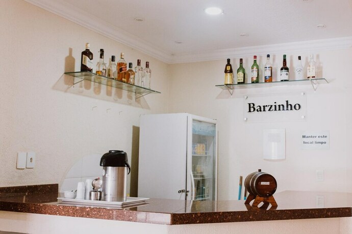 Imagen de los interiores del Hotel Alzira Granada. Foto 33