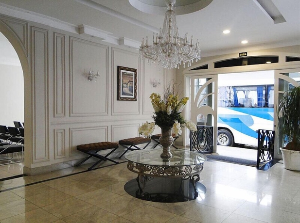 Imagen de los interiores del Hotel Alzira Park. Foto 15