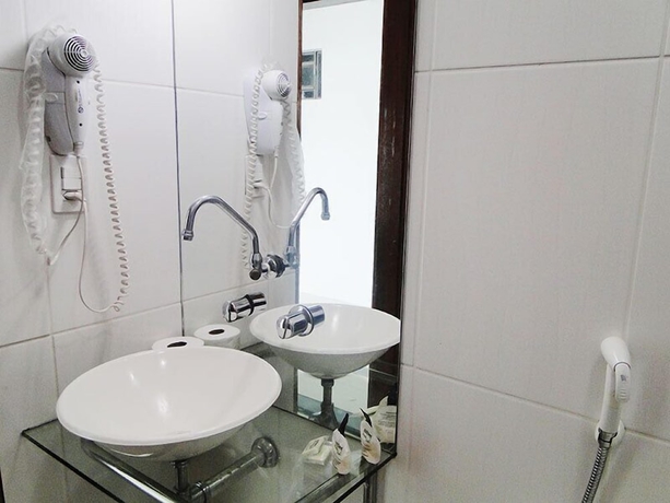 Imagen de la habitación del Hotel Alzira Park. Foto 11