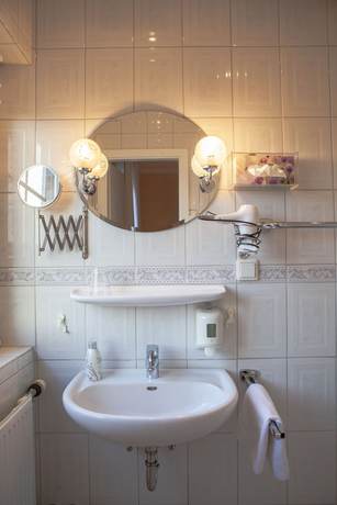 Imagen de la habitación del Hotel Am Elisabethufer. Foto 17