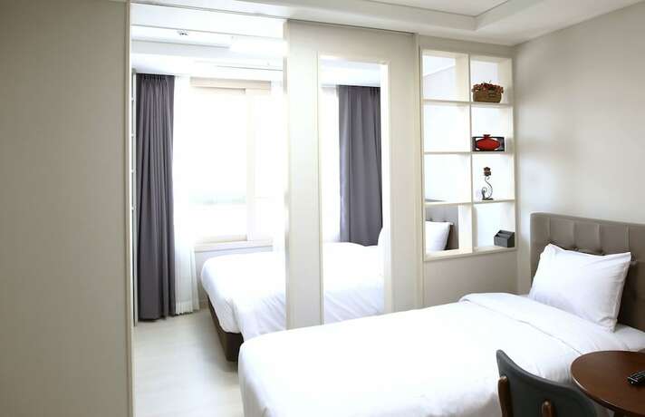 Imagen de la habitación del Hotel Am. Foto 33