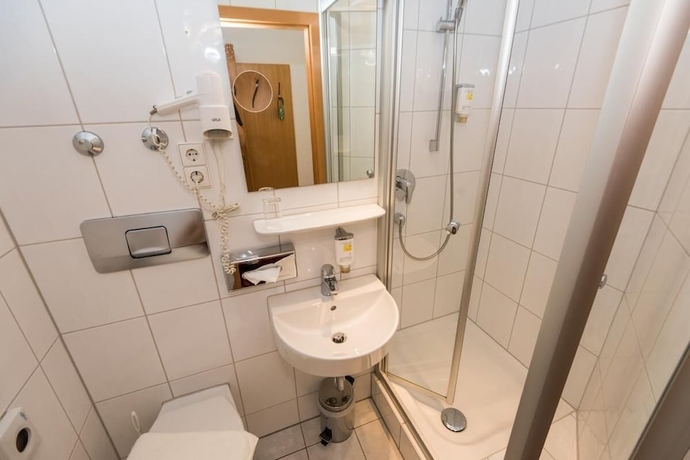 Imagen de la habitación del Hotel Am Feuersee. Foto 17