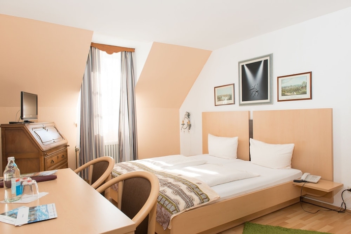 Imagen de la habitación del Hotel Am Friedrichsbad. Foto 12