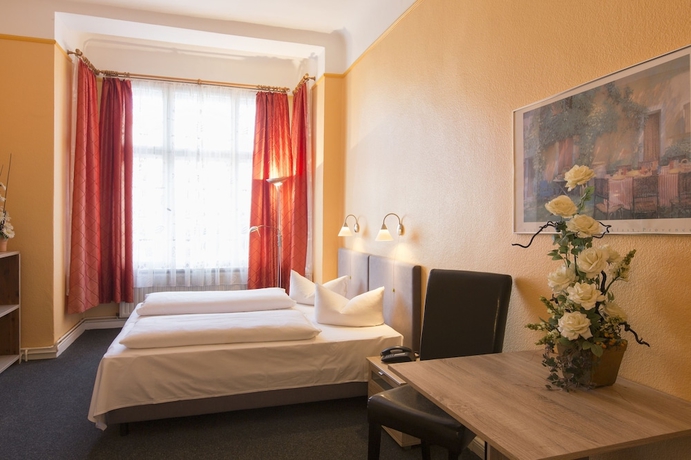 Imagen de la habitación del Hotel Am Hermannplatz. Foto 7
