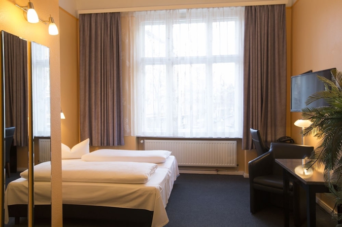 Imagen de la habitación del Hotel Am Hermannplatz. Foto 8
