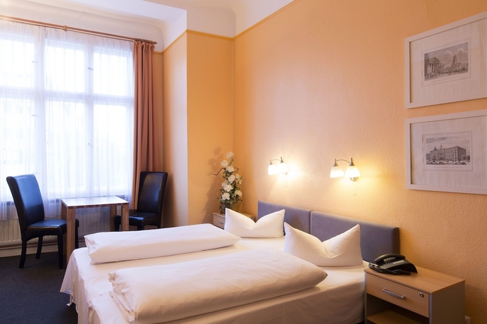 Imagen de la habitación del Hotel Am Hermannplatz. Foto 15