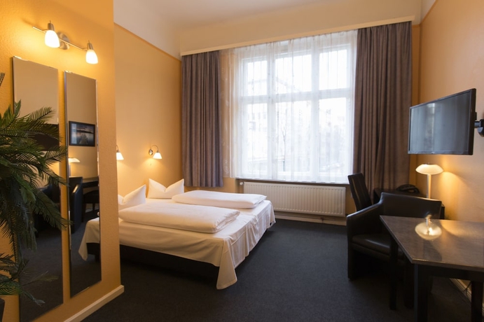 Imagen de la habitación del Hotel Am Hermannplatz. Foto 18