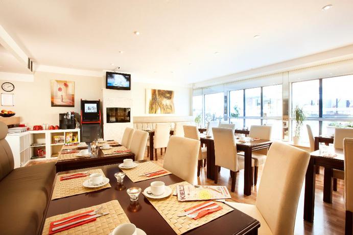 Imagen del bar/restaurante del Hotel Am Kieler Schloss Kiel By Première Classe. Foto 8