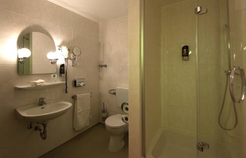 Imagen de la habitación del Hotel Am Kochbrunnen. Foto 4