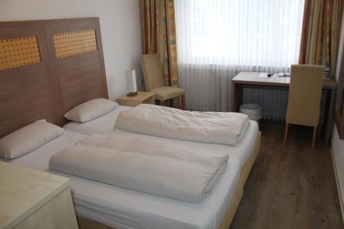 Imagen de la habitación del Hotel Am Kurpark, Villingen-Schwenningen. Foto 9