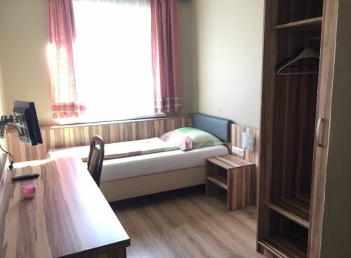 Imagen de la habitación del Hotel Am Limes. Foto 4