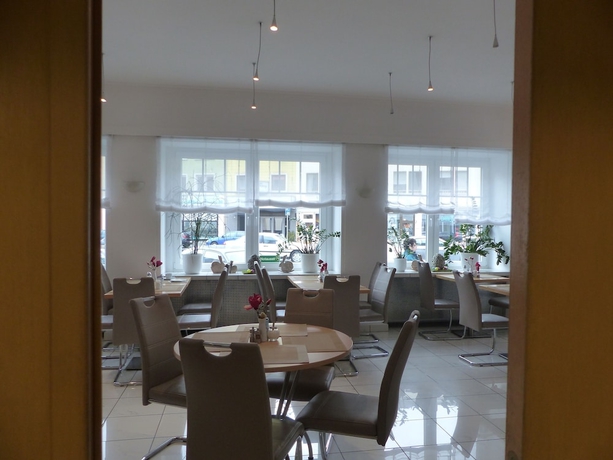 Imagen del bar/restaurante del Hotel Am Ludwigsplatz. Foto 2