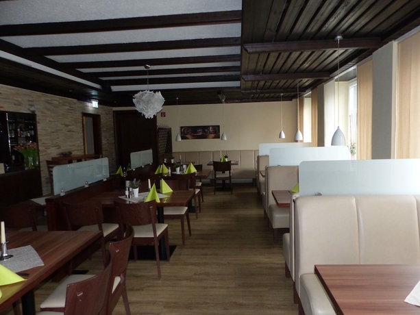 Imagen del bar/restaurante del Hotel Am Ludwigsplatz. Foto 8