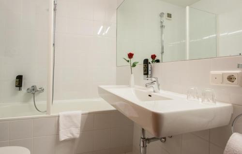 Imagen de la habitación del Hotel Am Neutor Salzburg Zentrum. Foto 9