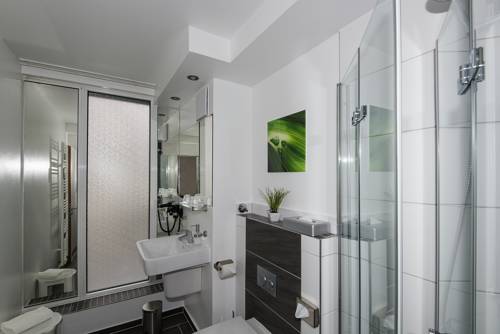 Imagen de la habitación del Hotel Am Nikolaiort. Foto 5