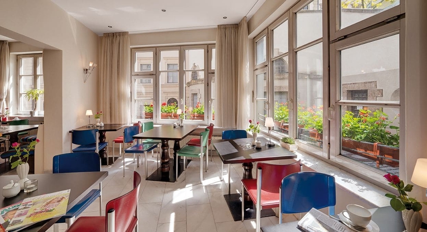 Imagen del bar/restaurante del Hotel Am Rathaus, AGB. Foto 5