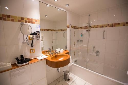 Imagen de la habitación del Hotel Am Schloss Aurich. Foto 9