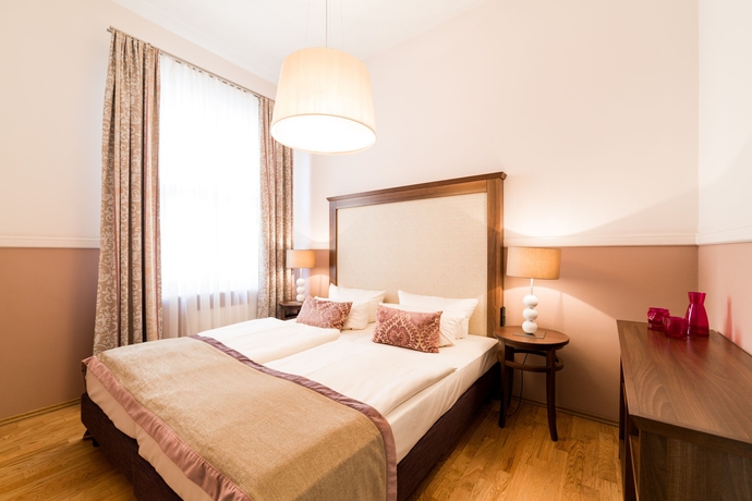 Imagen de la habitación del Hotel Am Schloss. Foto 2