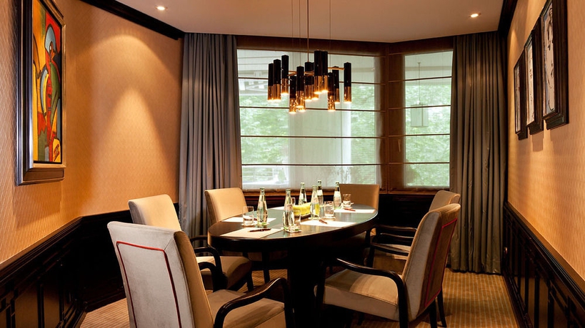 Imagen de los interiores del Hotel Am Schlossgarten. Foto 13