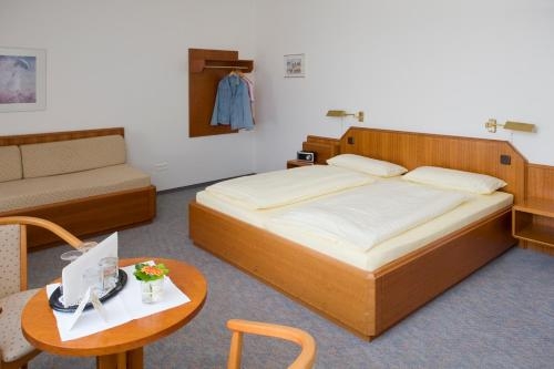 Imagen de la habitación del Hotel Am Stadtpark, Buxtehude. Foto 10