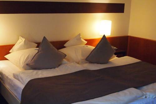 Imagen de la habitación del Hotel Am Stadtpark, Wilhelmshaven. Foto 5